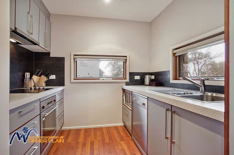 Alyeska - Phillip Island Accommodation 3