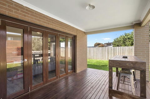 Alyxia Escape 15 - Phillip Island Accommodation 0