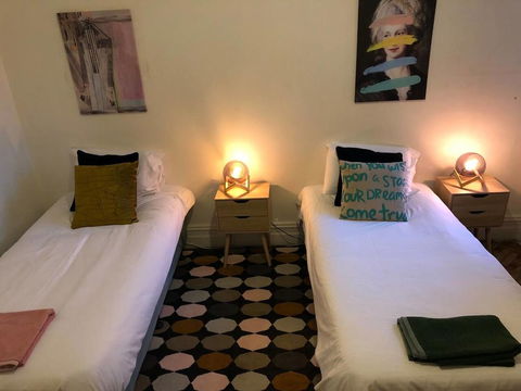 Amazing River Views - Fabulous Footscray Fun!!! - Phillip Island Accommodation 2