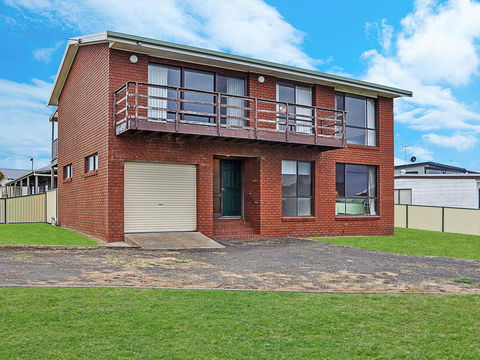 AMBIENCE BY THE SEA - Phillip Island Accommodation 2