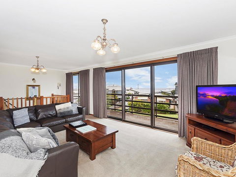 AMBIENCE BY THE SEA - Phillip Island Accommodation 3