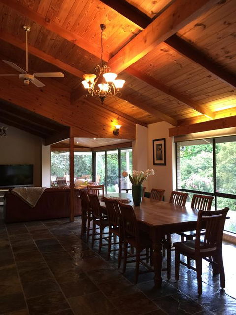 Annabells - Phillip Island Accommodation 0