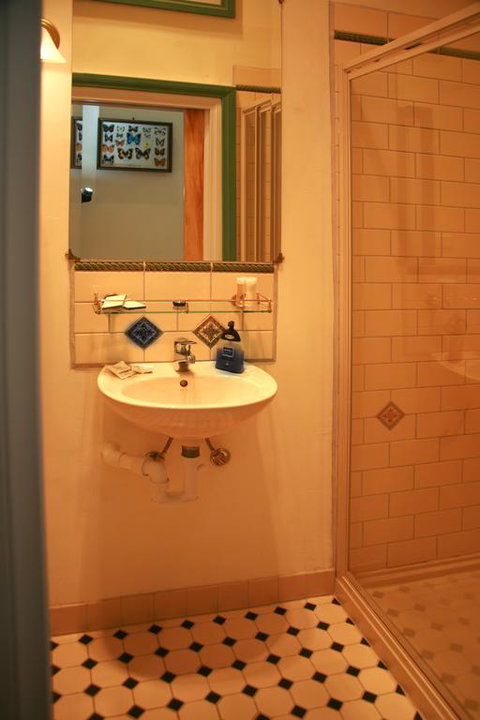 Annesley House - Phillip Island Accommodation 3