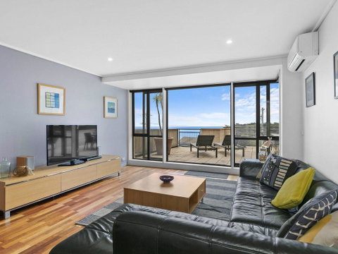 APARTMENT 10 PACIFIC APARTMENTS - FREE WIFI! - Phillip Island Accommodation 0