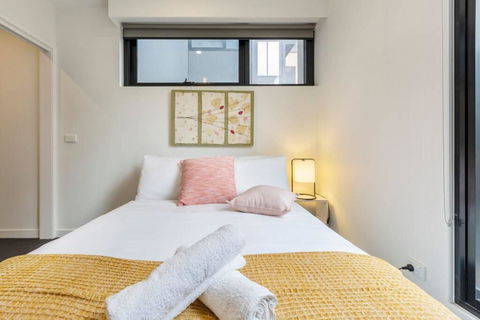 Apartment On BOURKE St - HEART Of Melbourne CBD. - Phillip Island Accommodation 1