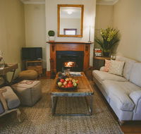 Apple Cottage Orange NSW - Phillip Island Accommodation