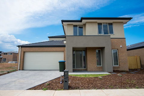 Apple House Point Cook - Phillip Island Accommodation 0