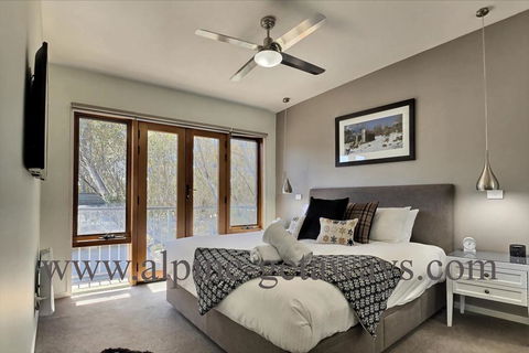 Apres - Phillip Island Accommodation 1