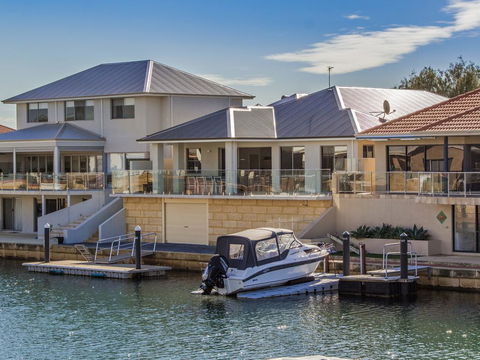 Aqua Vista - Phillip Island Accommodation 0