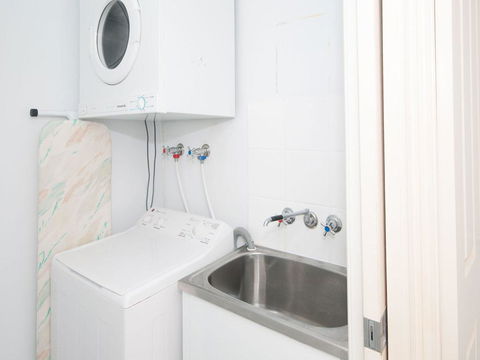 Aquarius Apartment 4 - Phillip Island Accommodation 1