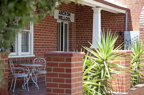 Arch On Mellool - Phillip Island Accommodation 1