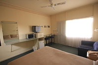 Aromet Motor Inn