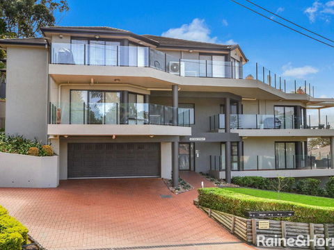 Ash Sienna - 2/49 Ash Street, Terrigal - Phillip Island Accommodation 0