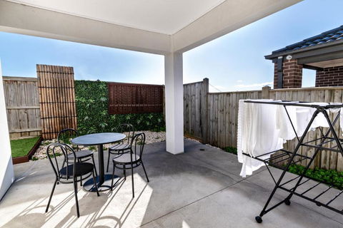 Luxury Home Away From Home - Phillip Island Accommodation 1