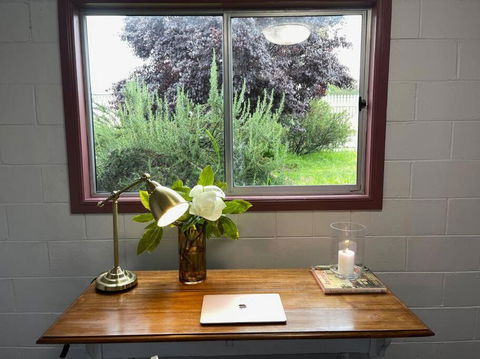 MAGNOLIA HOUSE ON THE CREEK - STANTHORPE - Phillip Island Accommodation 3