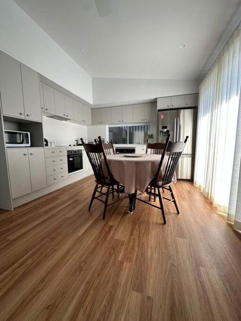 Magnolia Little Gem - Phillip Island Accommodation 1