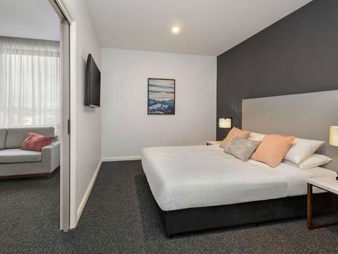Mantra Traralgon - Phillip Island Accommodation 1