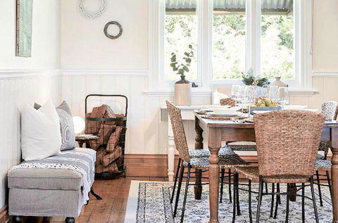 MARIGOLD COTTAGE Charming 1870s Central Daylesford Cottage - Phillip Island Accommodation 3