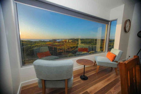 Martyrs Lookout - Luxury Accommodation - Phillip Island Accommodation 1