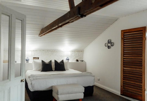 MARYBANK ESTATE - BARN LOFT - Phillip Island Accommodation 1
