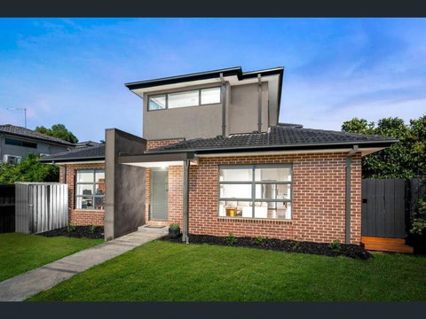 Melbourne Home Close To Airport & Train Station - Phillip Island Accommodation 2
