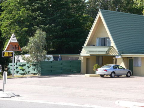 Millers Cottage Motel - Phillip Island Accommodation 0