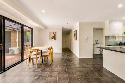 Modern Comfort Retreat 4Bed Cozy Haven W Pool - Phillip Island Accommodation 0