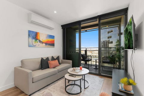 Modern Docklands - Vibrant City Stay - Phillip Island Accommodation 0