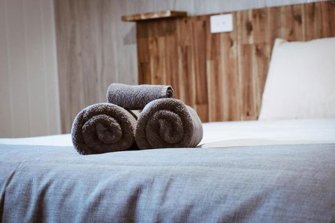 Mount Rumney Escapes - 3 Seaview Wombat House - Phillip Island Accommodation 2