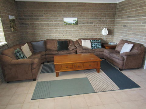 Nelson House - Phillip Island Accommodation 3