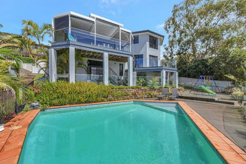 New Property Shimmer Shores Absolute Waterfront Retreat At Fishing Point, Lake Macquarie - Phillip Island Accommodation 1
