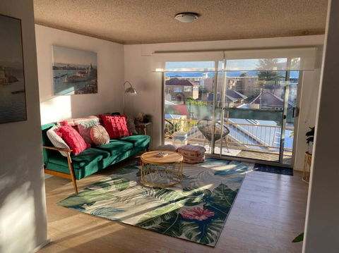 North Beach Getaway - Phillip Island Accommodation 0