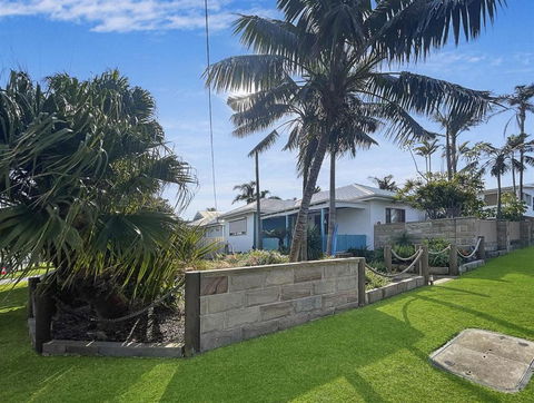 Oasis Coastal Stay - Phillip Island Accommodation 3