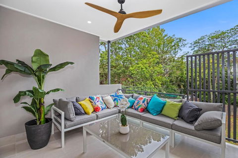 Park Avenue Luxe Townhouse Brand New Sleeps 9 - Phillip Island Accommodation 2