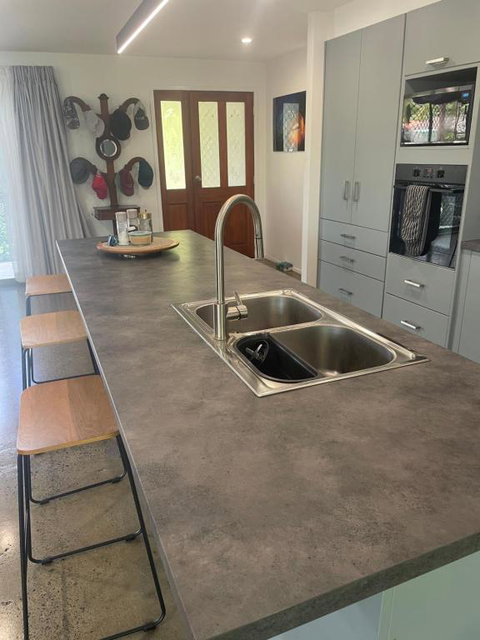 Pandanus Paradise. Newly Renovated 4 Bedroom Home - Phillip Island Accommodation 3