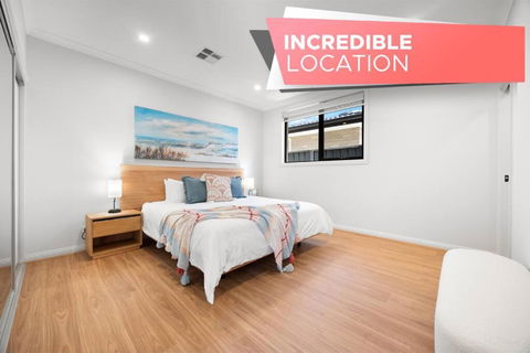 Paradise Palms 4BR Coastal Escape - Phillip Island Accommodation 0