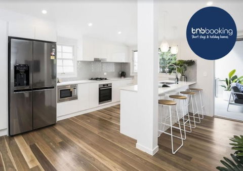 Park Avenue Terrace House Sleeps 9 - Phillip Island Accommodation 0