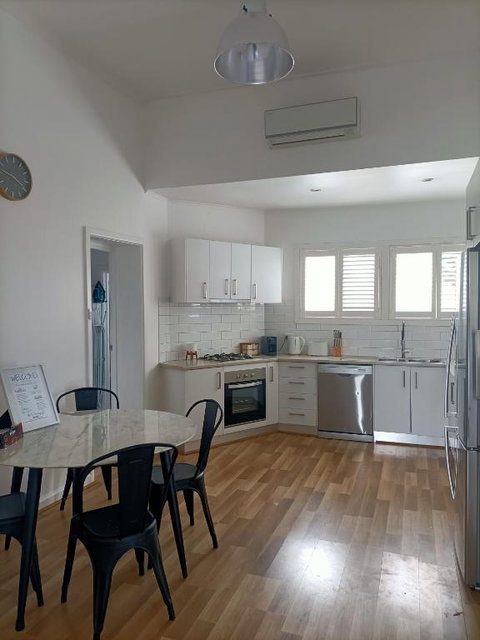 Peel Cottage - Phillip Island Accommodation 3