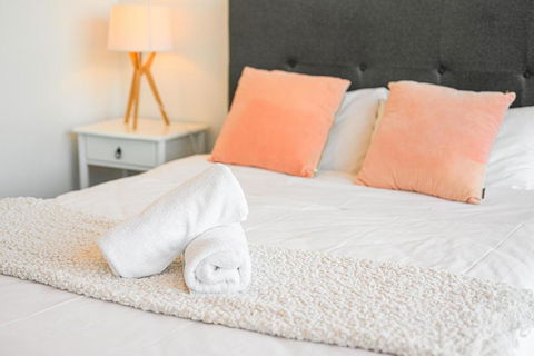 Penrith 3Br Apt Close ToTrain Station & Shopping - Phillip Island Accommodation 1