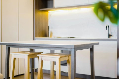 Perfectly Located Executive 1BR At Caulfield North - Phillip Island Accommodation 3