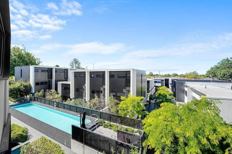 Perfectly Located Executive 1BR At Caulfield North - Phillip Island Accommodation 1
