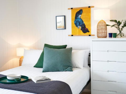 Peterborough House - Phillip Island Accommodation 2