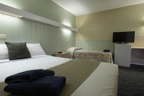 Pioneer Station Motor Inn - Phillip Island Accommodation 3