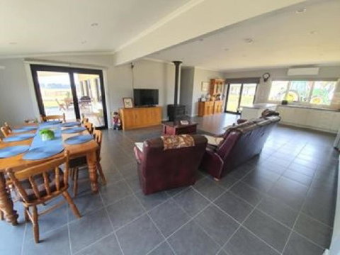 Pleasant Hill BnB - Phillip Island Accommodation 3