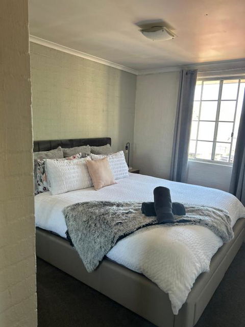 Plush 2 Bedroom Apartment Kingston - Phillip Island Accommodation 0
