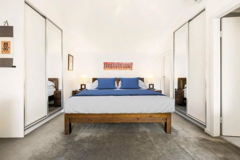 Poolside Apartment Opposite Redfern Park - Phillip Island Accommodation 2