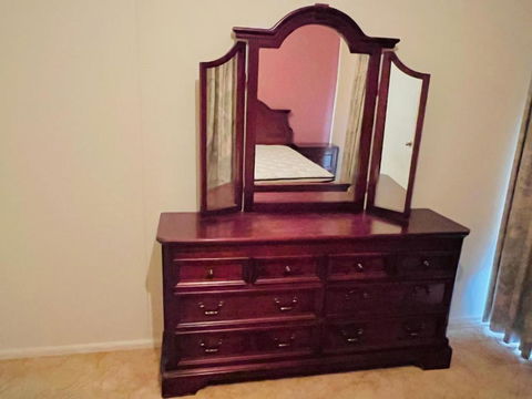 Poplar House - Phillip Island Accommodation 2