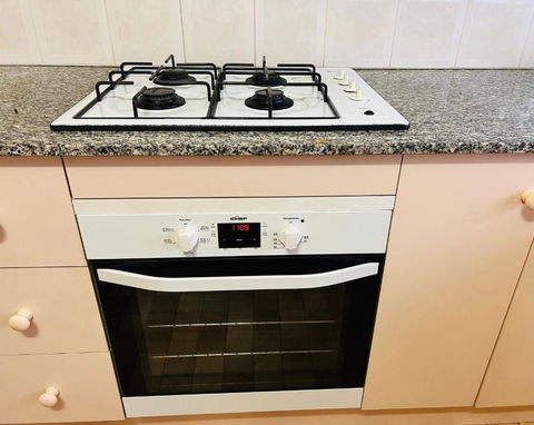 Poplar House - Phillip Island Accommodation 3