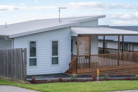 Port View Escape - Phillip Island Accommodation 0