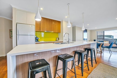 Port View Escape - Phillip Island Accommodation 1